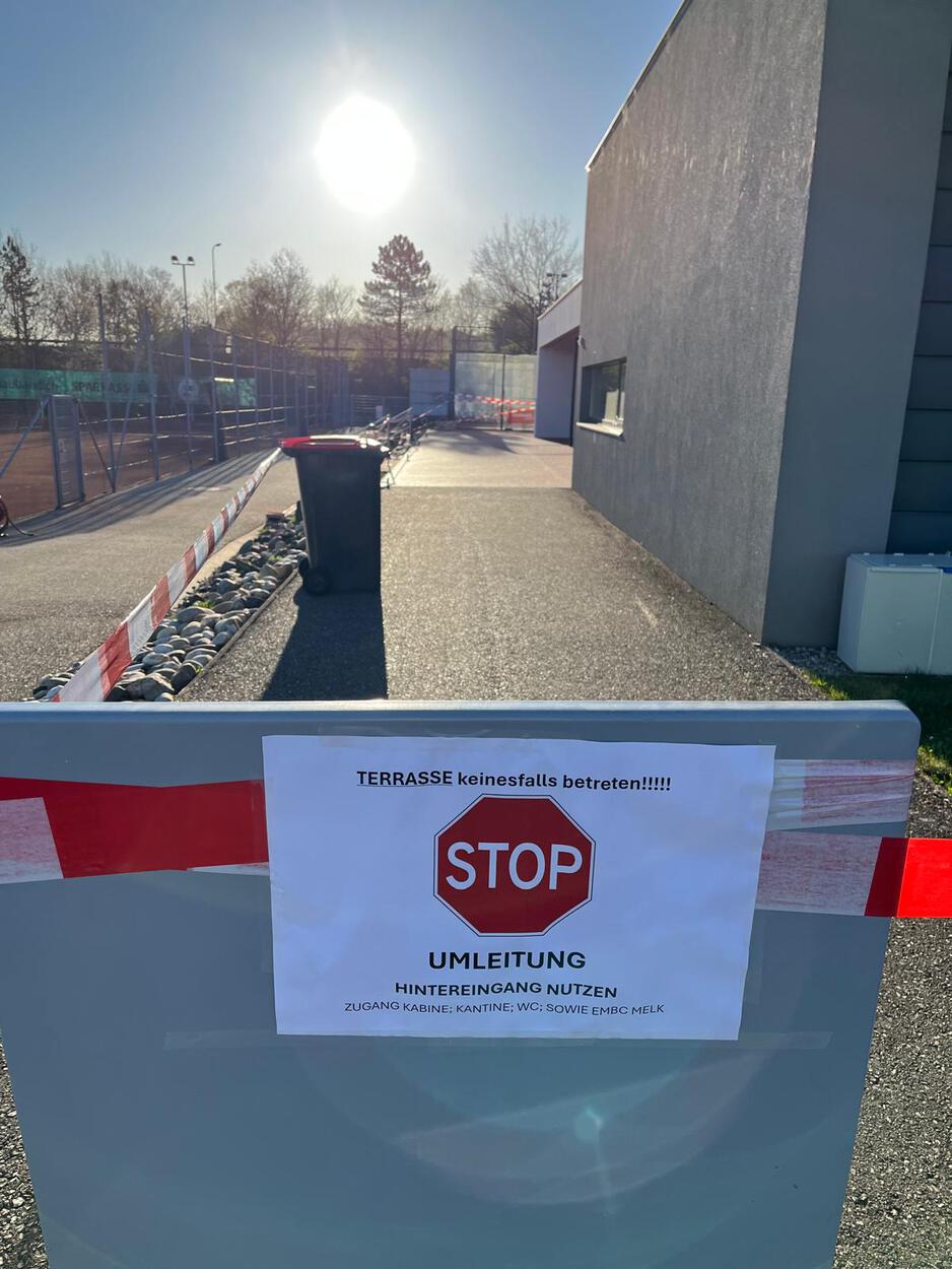 Terrassenbelag neu verlegt - TERRASSE NICHT BETRETEN